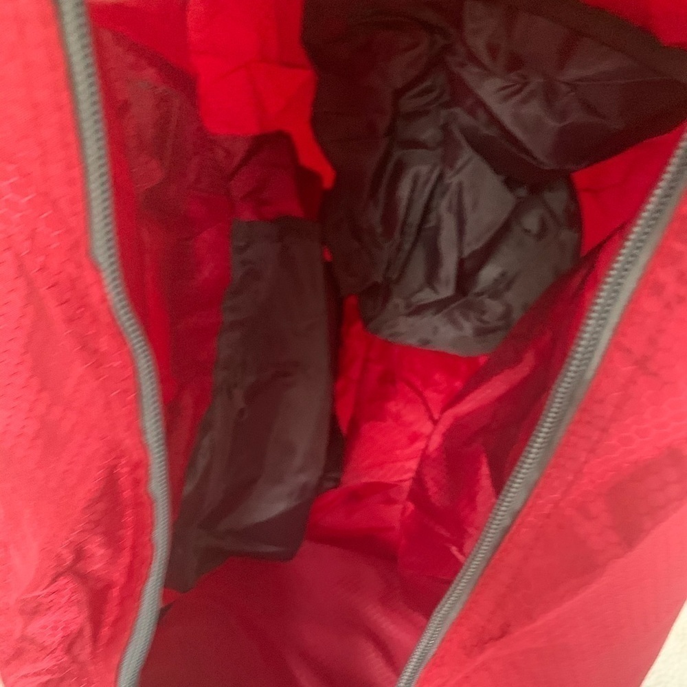 New 65L Travel Duffel Bag Foldable/Lightweight,RED - Picture 8 of 15
